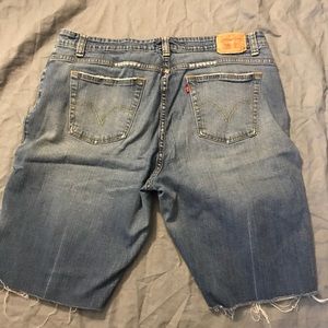 Levi 515 distressed cutoff jean shorts size 22M